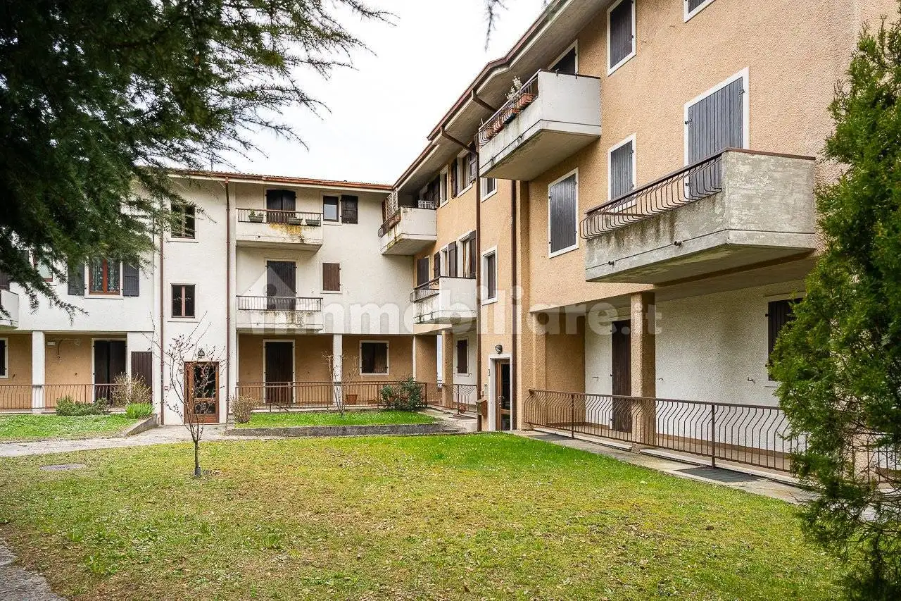 Appartamento in vendita a Cerro Veronese