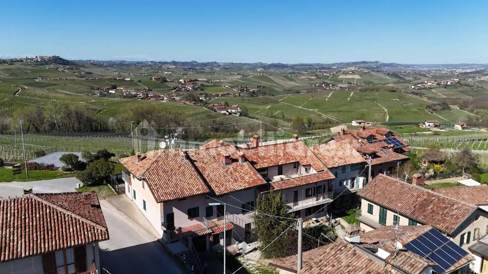 Casa indipendente in vendita a La Morra