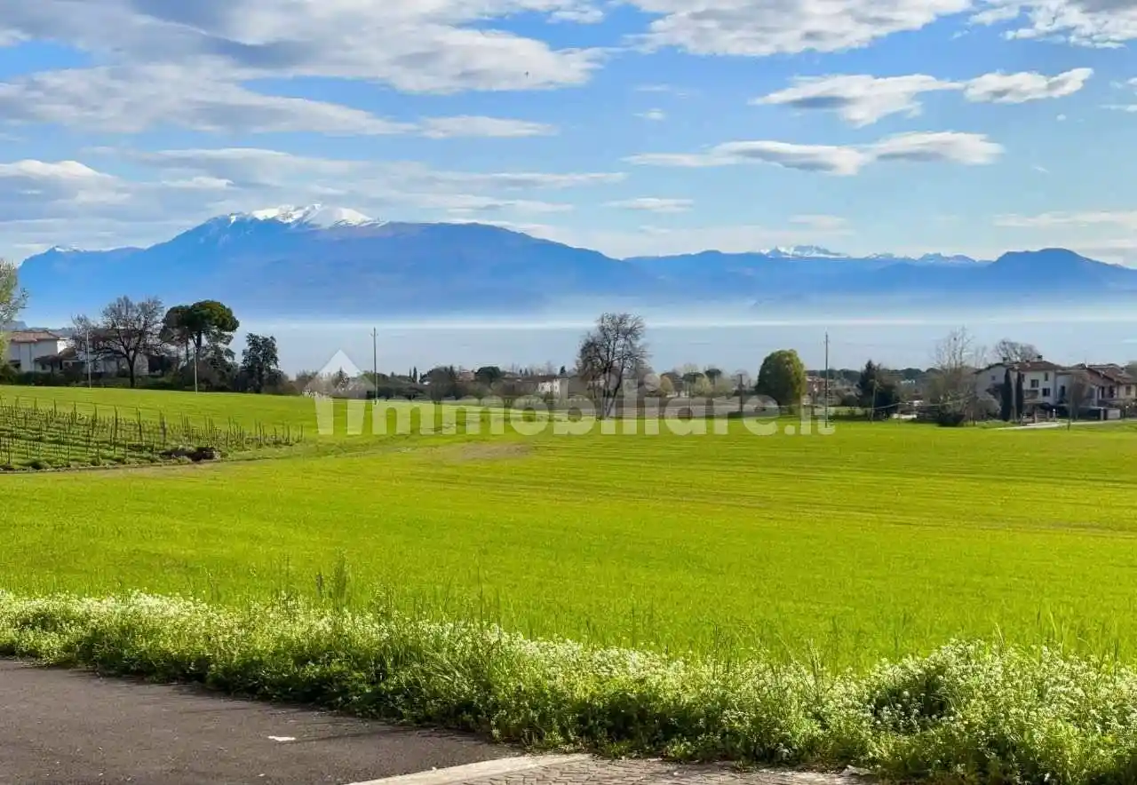 Appartamento in vendita a Lonato del Garda