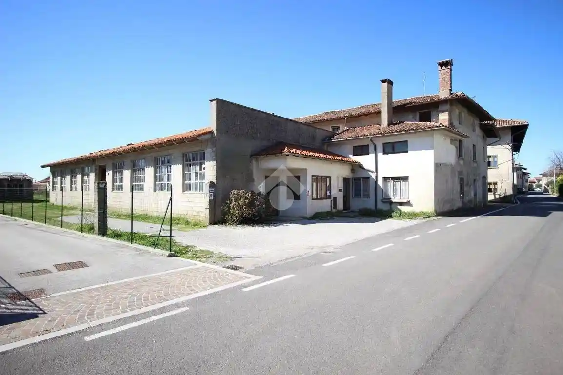 Rustico - Casale in vendita a Cividale del Friuli
