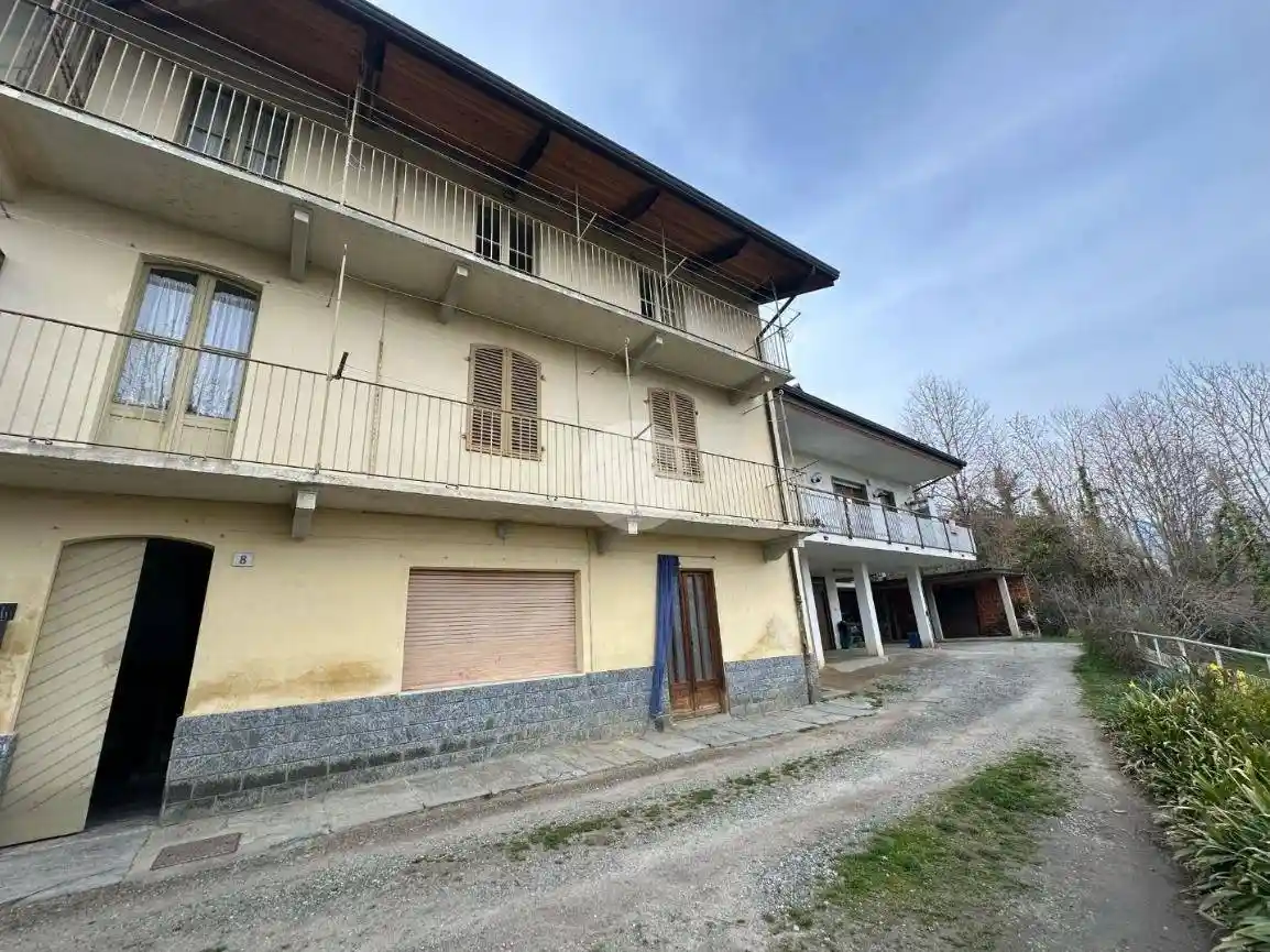 Casa indipendente in vendita a Cuorgnè
