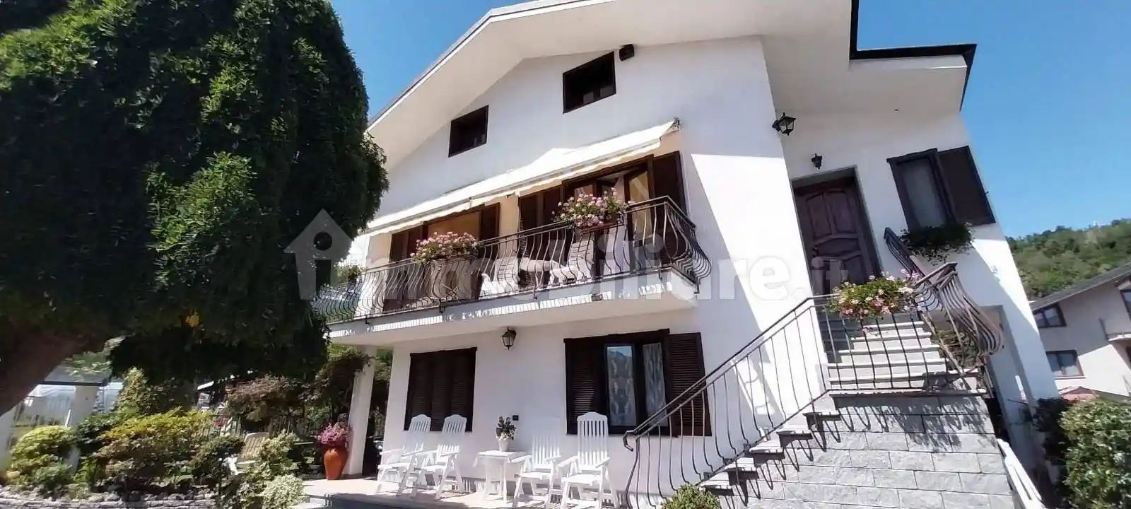 Villa in vendita a Paesana