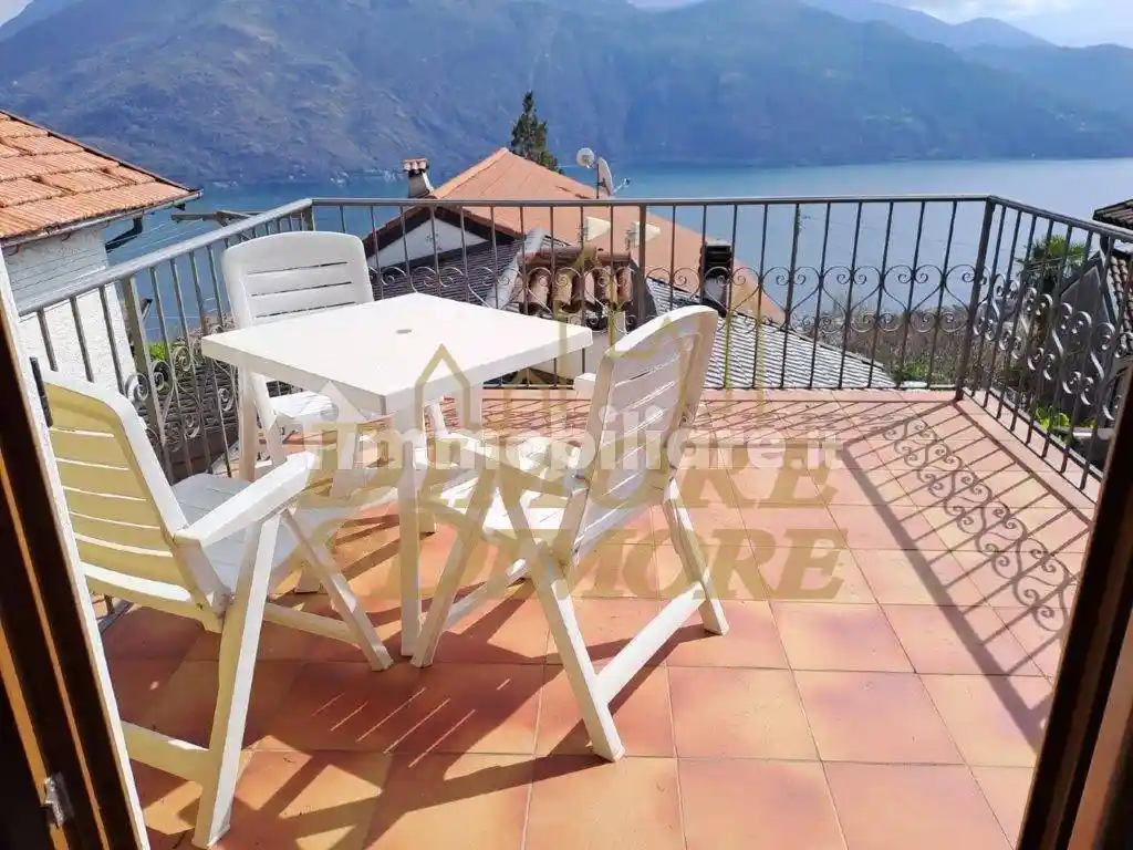 Villetta a schiera in vendita a Cannobio