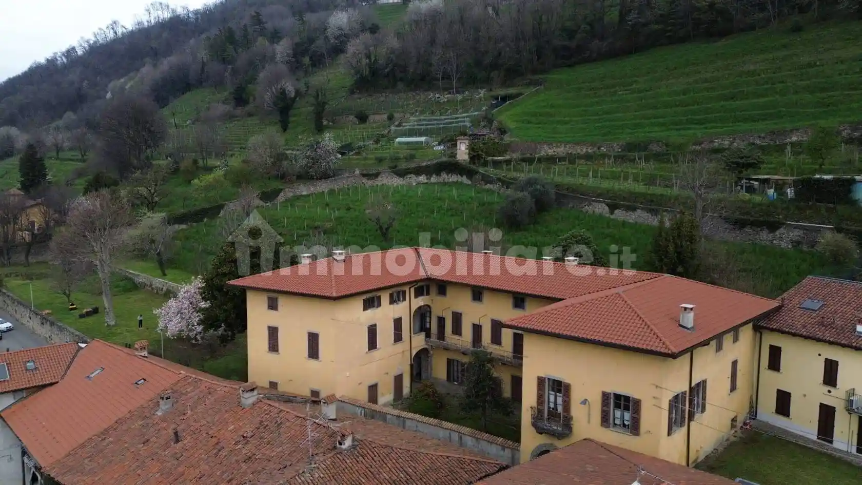 Villa plurifamiliare via Olmo, Centro, Villa d'Adda - foto 3