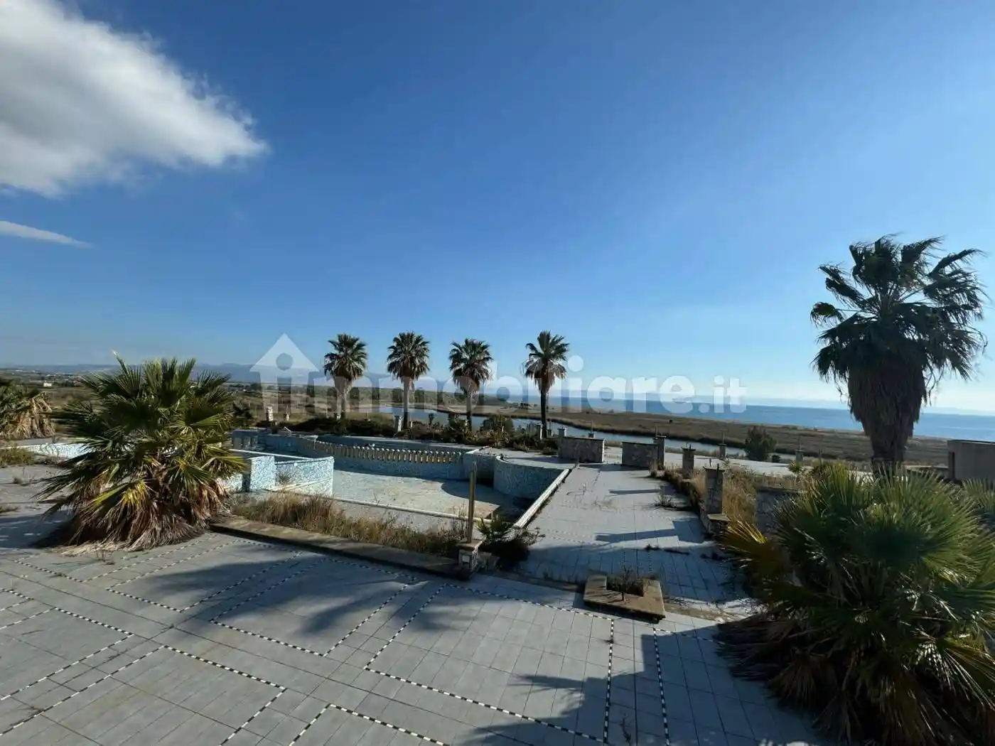 Palazzo - Edificio in Vendita - foto 2