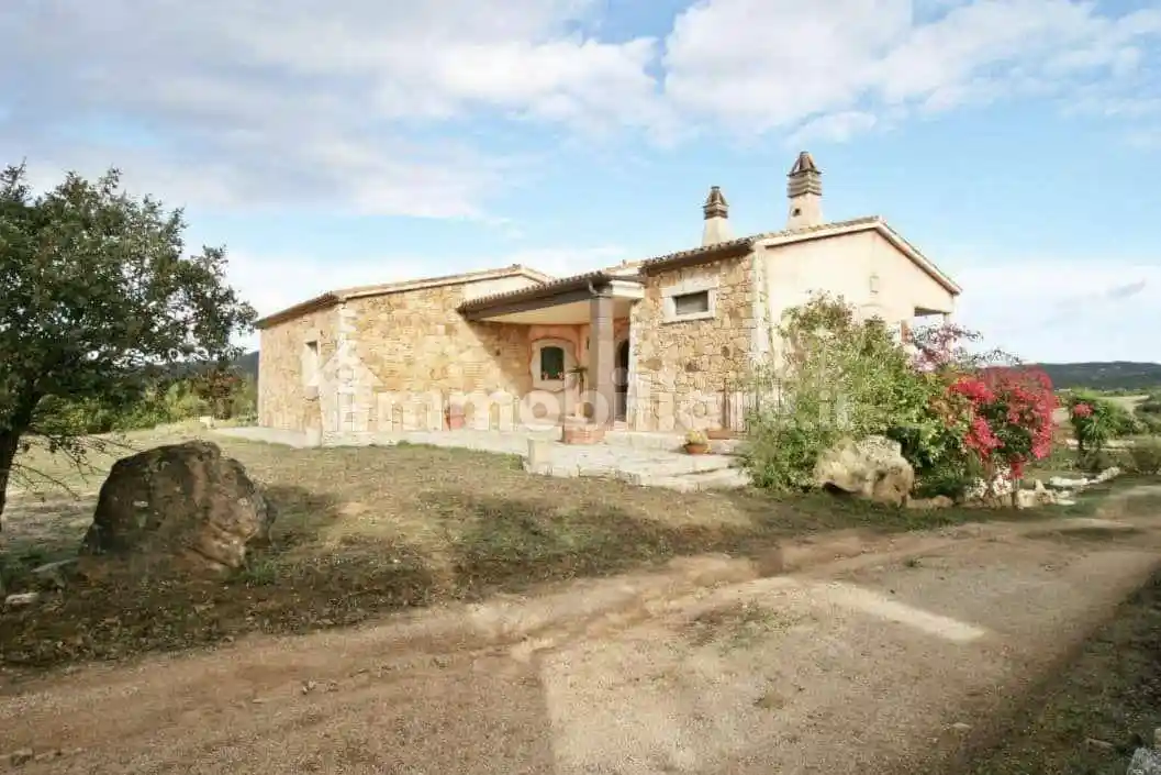 Villa in vendita a Arzachena