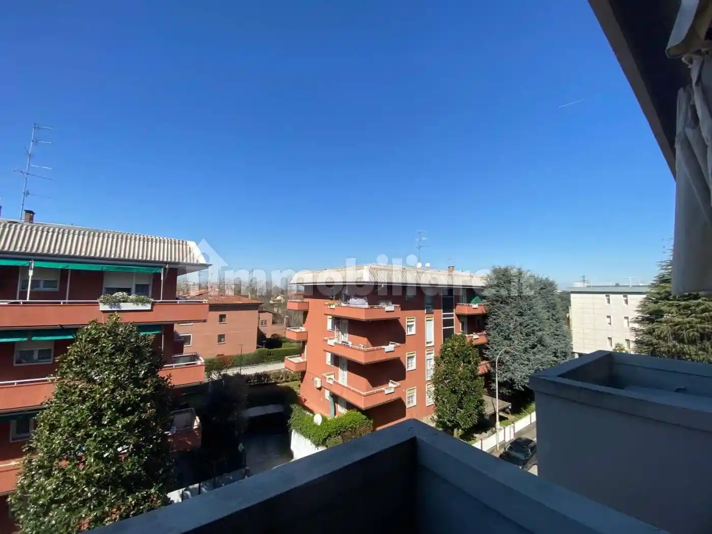 Quadrilocale buono stato, terzo piano, Centro, Garibaldi, Casalecchio di Reno - foto 2