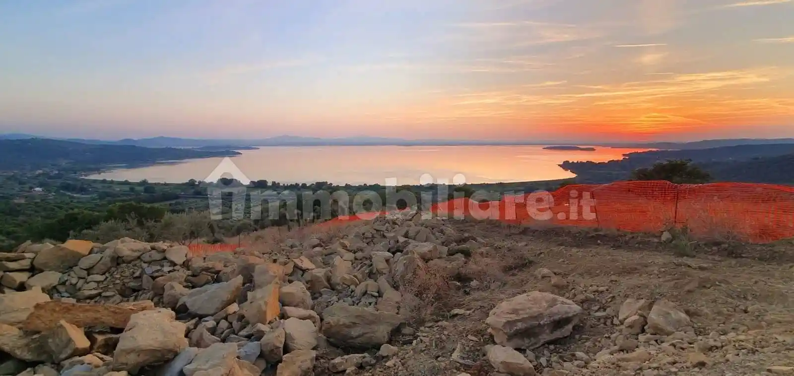 Villa in vendita a Passignano sul Trasimeno
