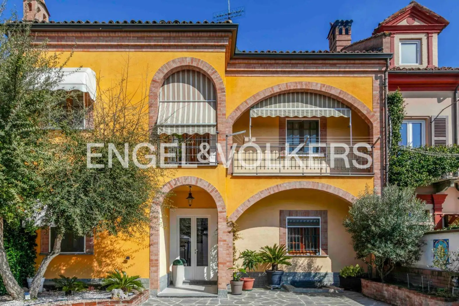 Rustico - Casale in vendita a Magliano Alfieri