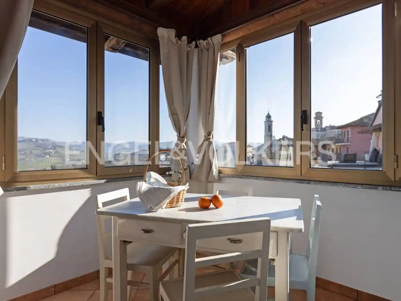 Rustico - Casale in vendita a Castagnole delle Lanze