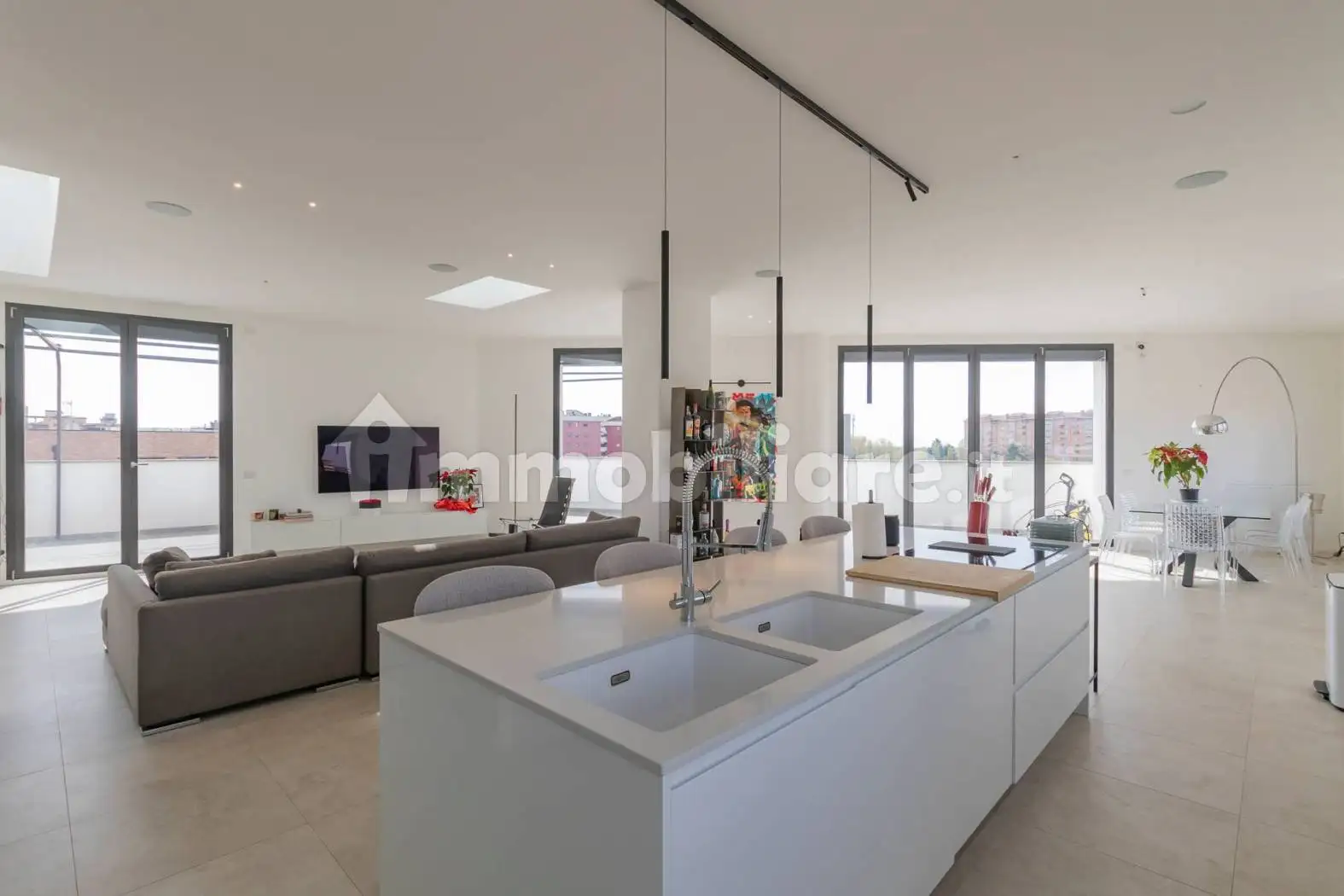 Penthouse - Attic in vendita a Milan