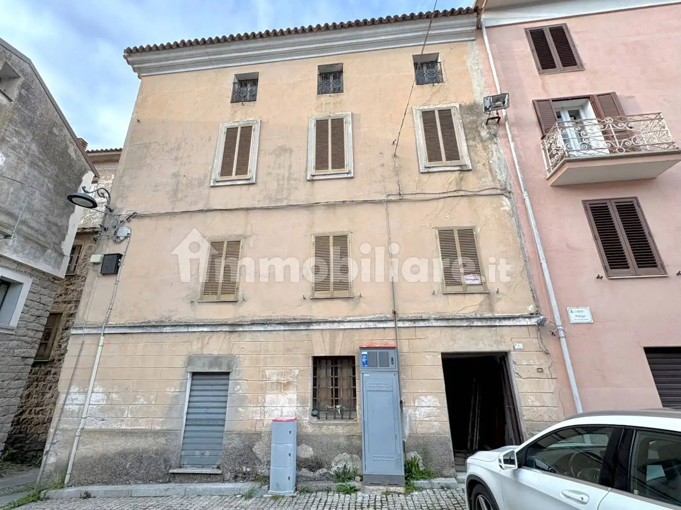 Villa plurifamiliare largo Puliga 1, Buddusò