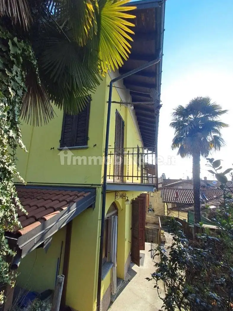 Villetta a schiera in vendita a Monvalle