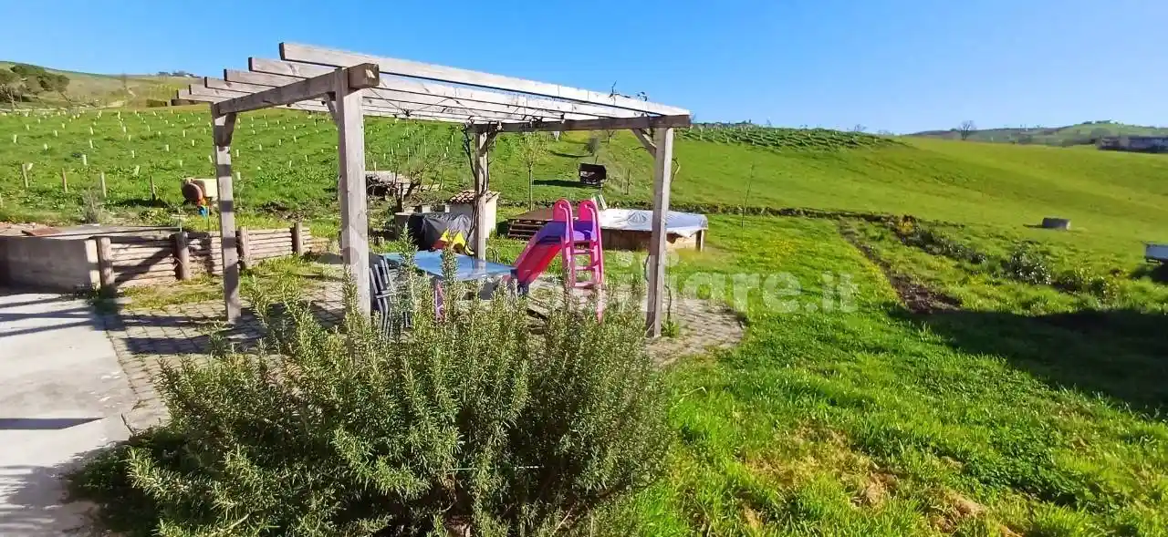 Villa in vendita a Pianello Val Tidone