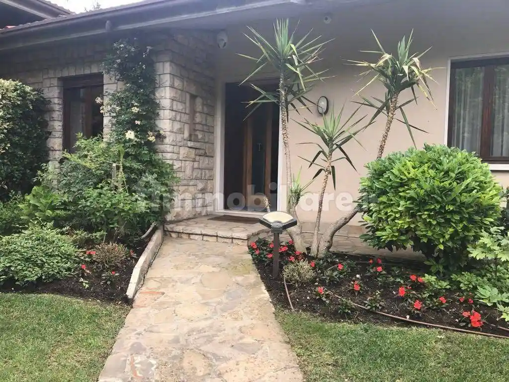 Villa in vendita a Botticino