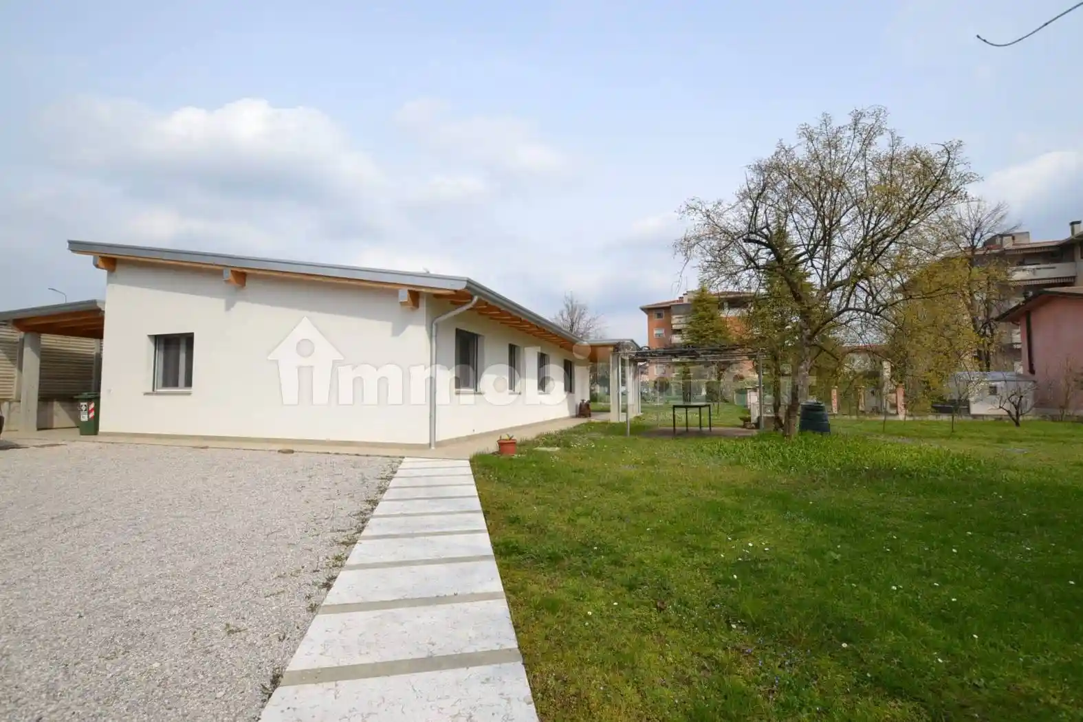 Villa in vendita a Pordenone
