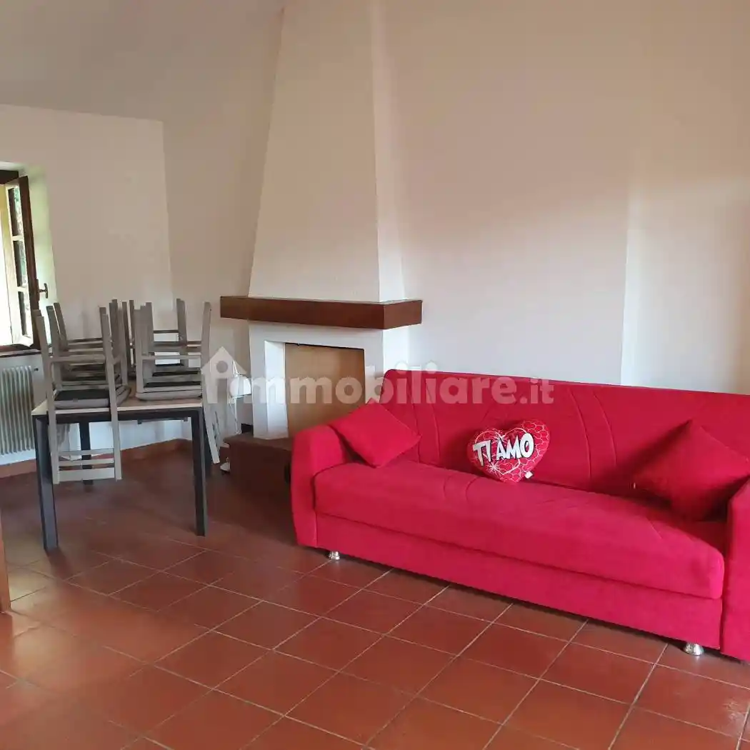 Appartamento in affitto a Cuveglio