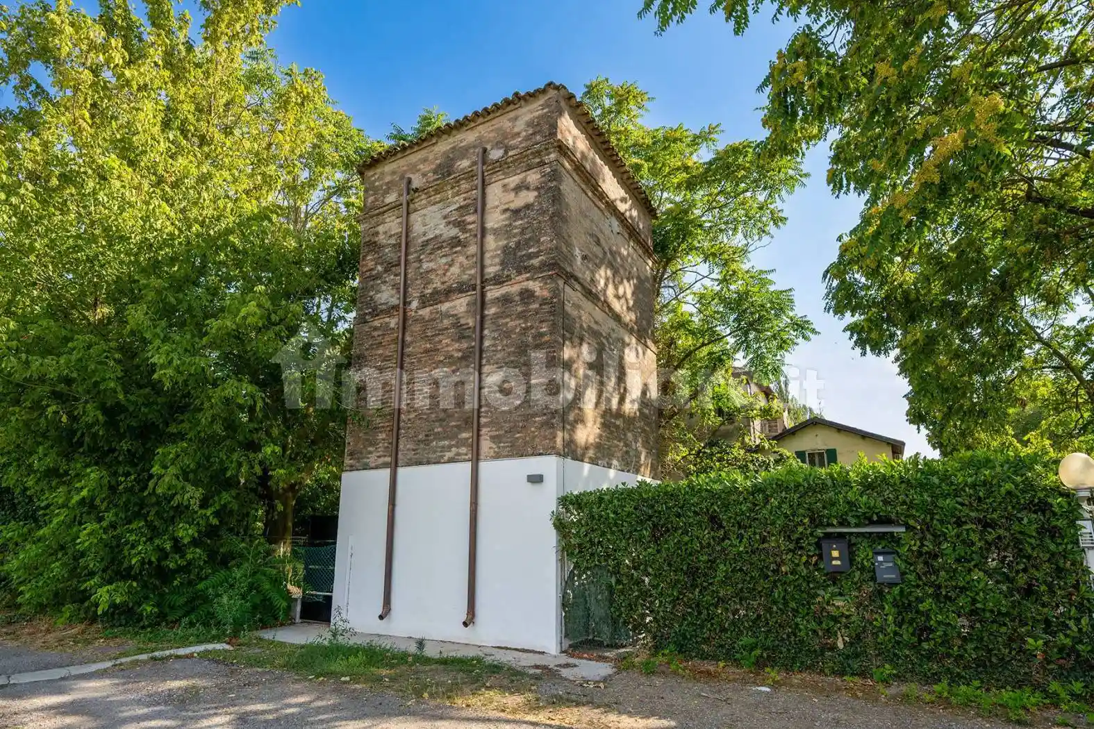 Casa indipendente in vendita a Modena
