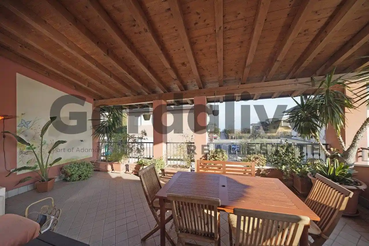 Appartamento in vendita a Sirmione