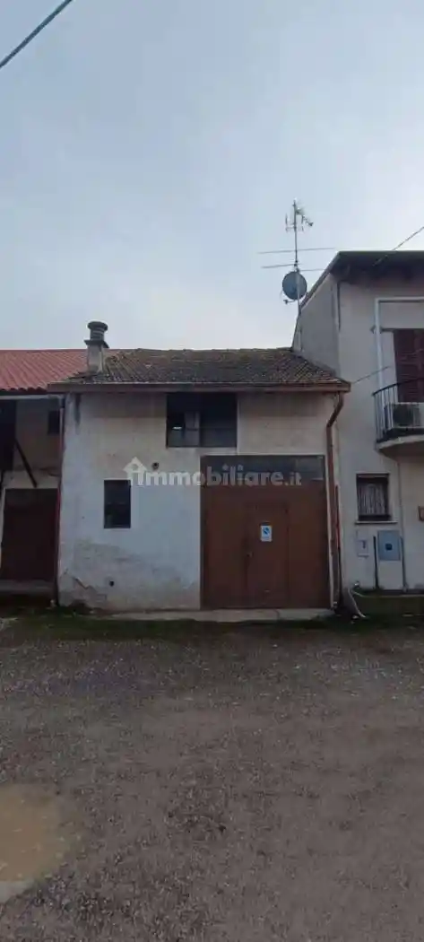 Rustico - Casale in vendita a Cornate d'Adda