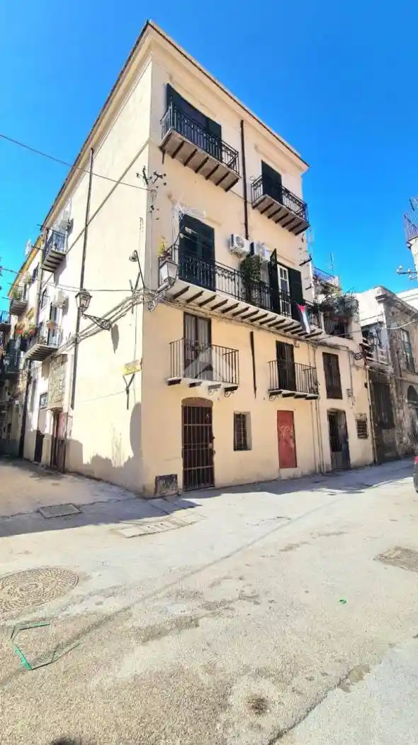 Appartamento in vendita a Palermo