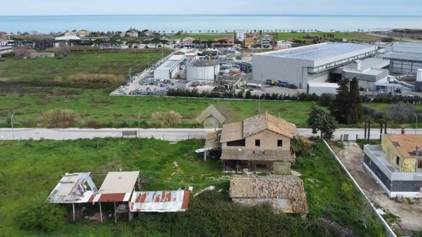 Rustico via Fonte della Marina 9, Centro, Roseto degli Abruzzi - foto 2