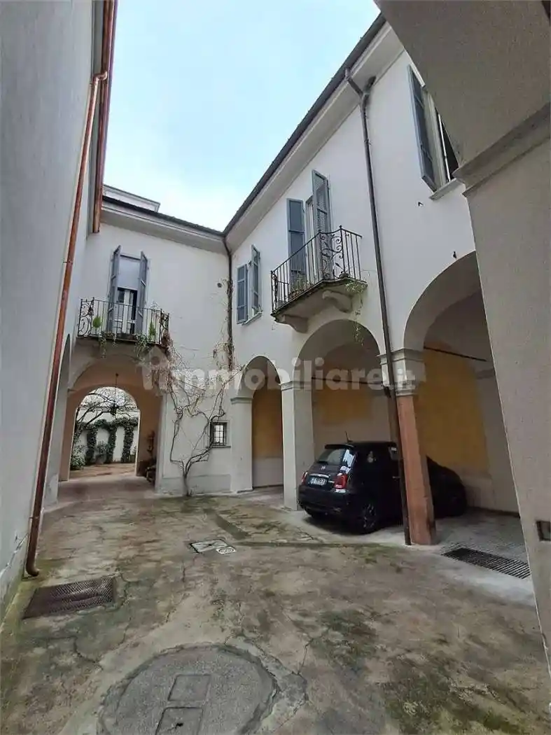 Appartamento in vendita a Piacenza