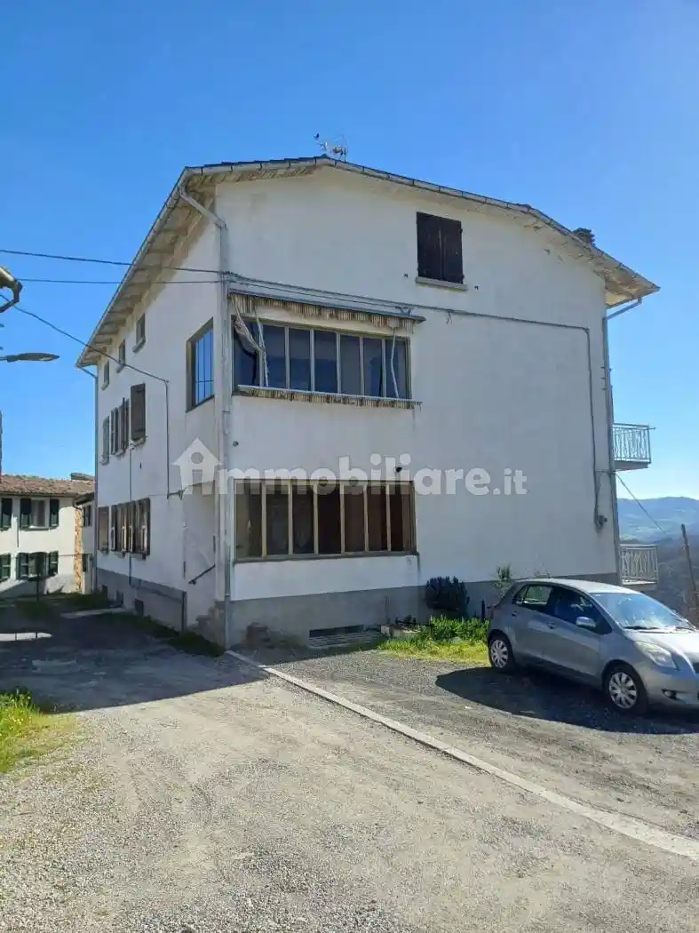 Appartamento in vendita a Fornovo di Taro