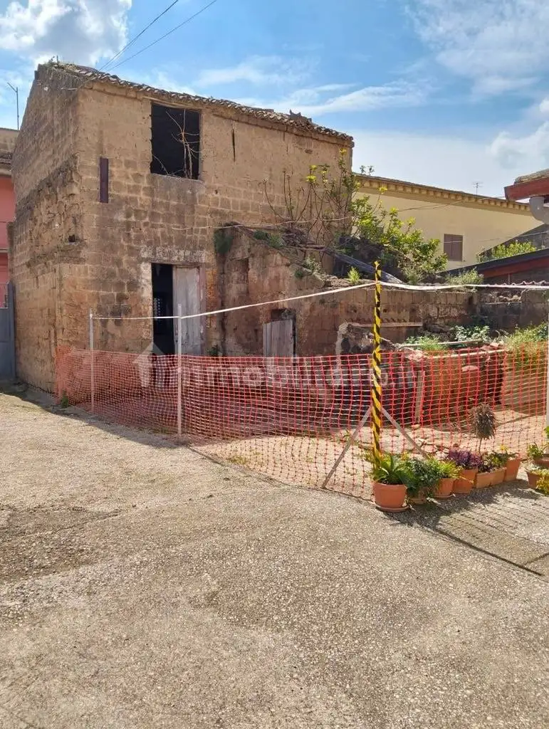 Palazzo - Edificio in vendita a San Marco Evangelista