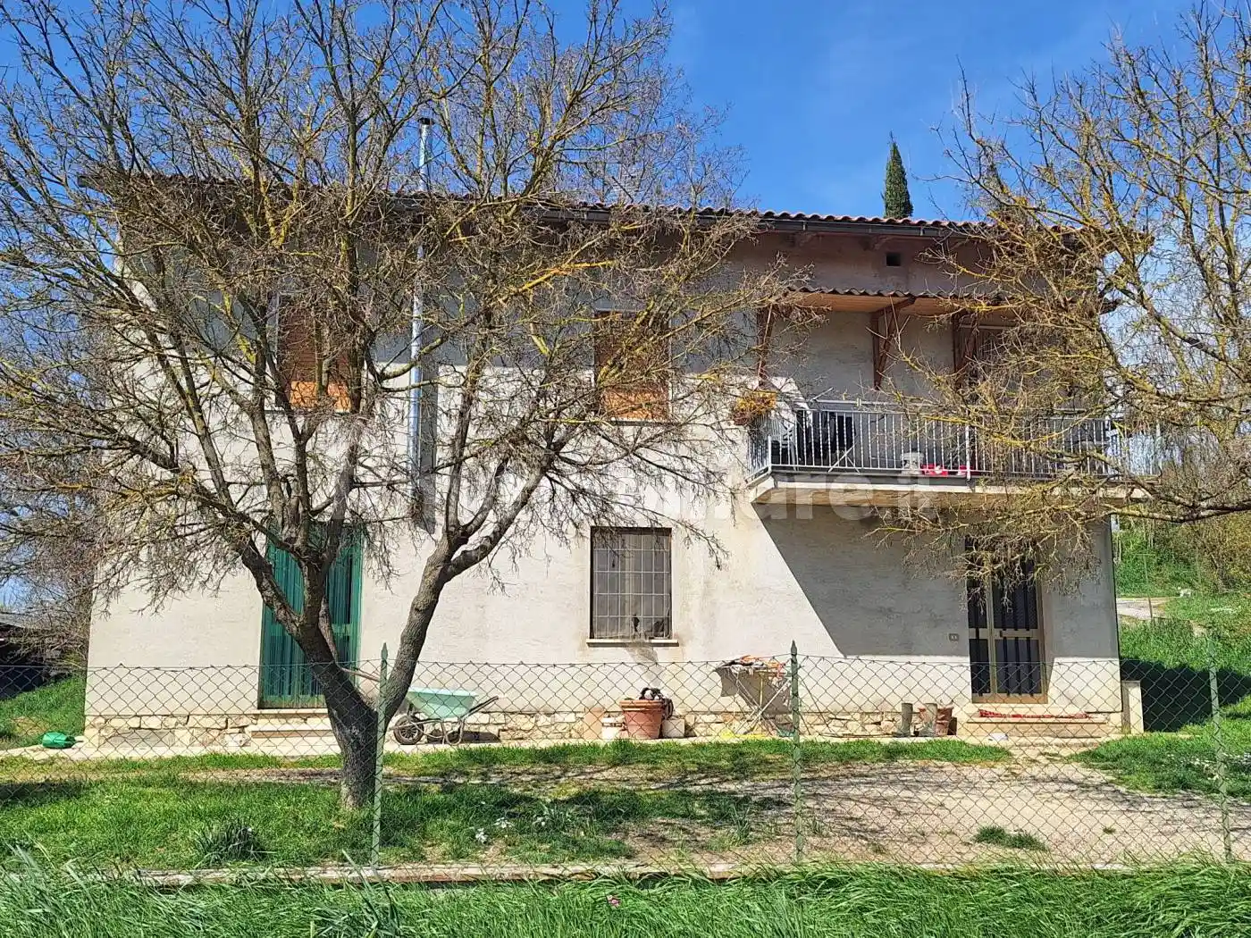 Rustico - Casale in vendita a Lucignano