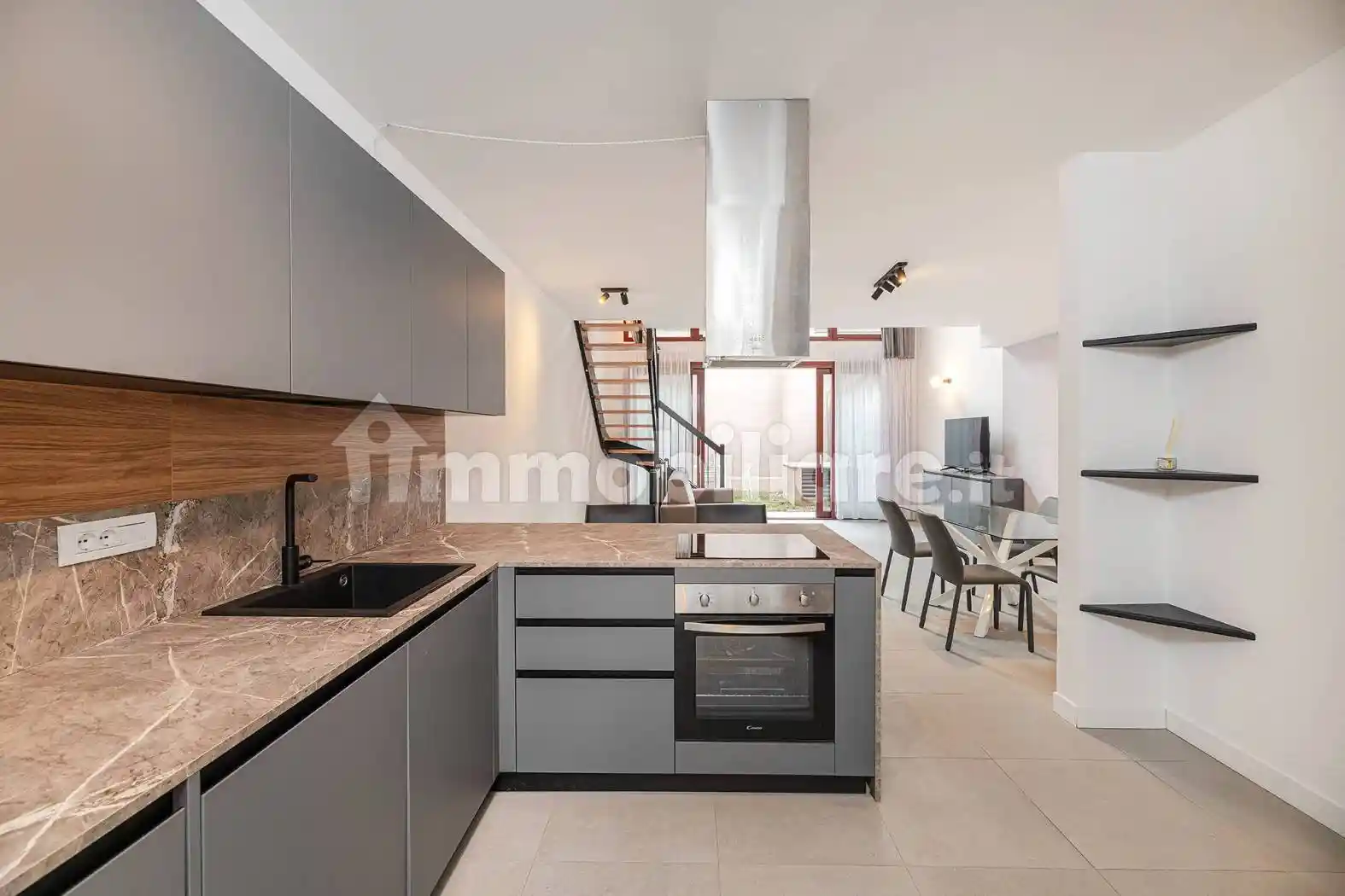 Villa a schiera via Flavio Stilicone 33, Cenisio, Milano - foto 3