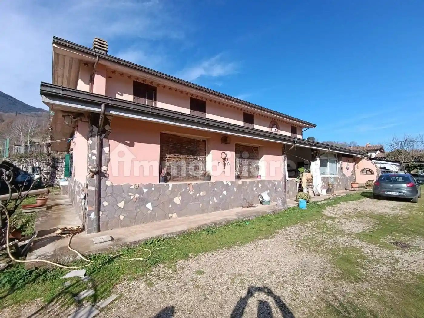 Casa indipendente in vendita a Montelanico