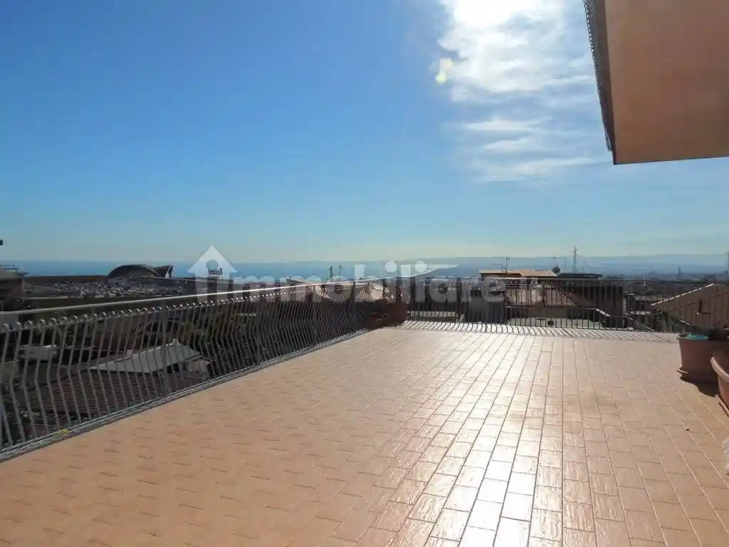 Appartamento in affitto a Gravina di Catania