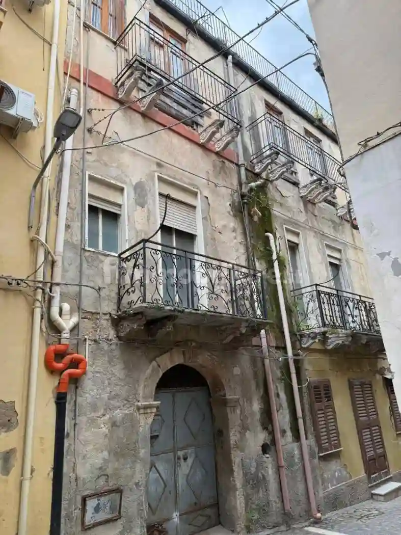 Palazzo - Edificio - foto 2