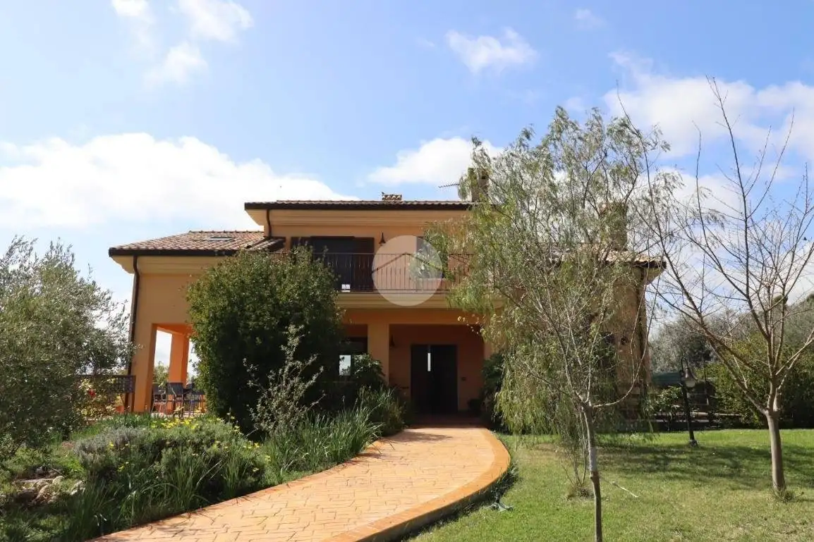 Villa in vendita a Giulianova