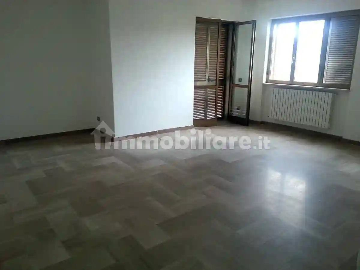 Quadrilocale buono stato, secondo piano, Centro, Bernalda - foto 4