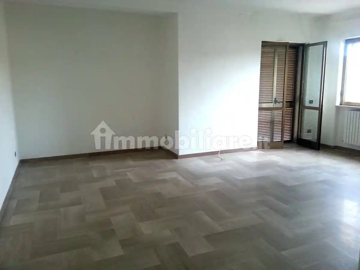 Quadrilocale buono stato, secondo piano, Centro, Bernalda - foto 3