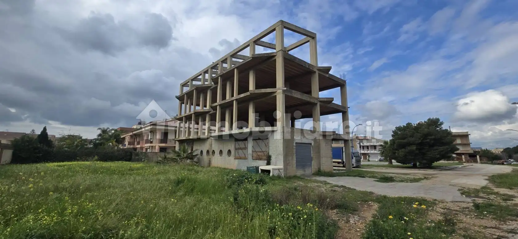 Palazzo - Edificio in vendita a Ribera