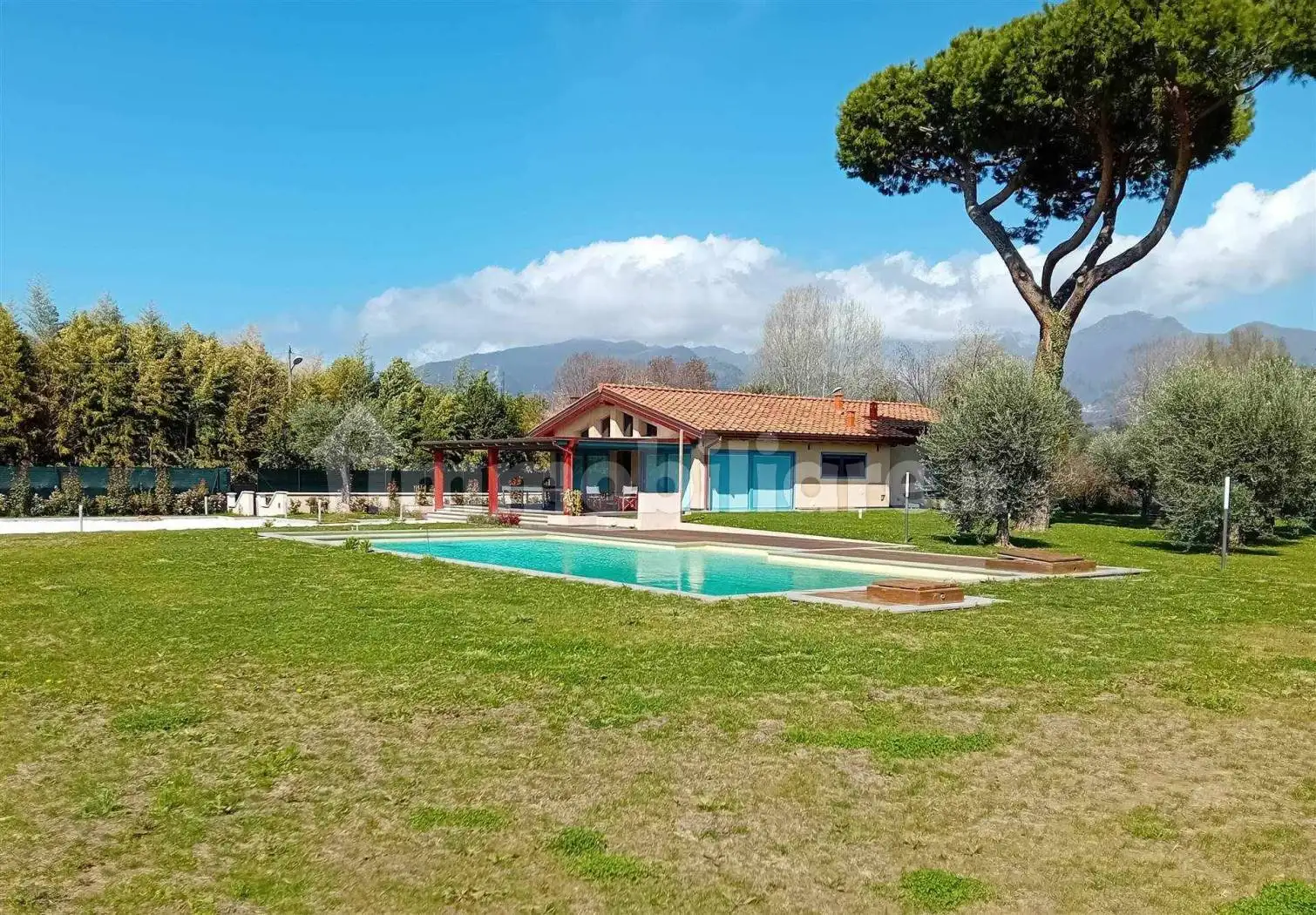 Villa in affitto a Forte dei Marmi