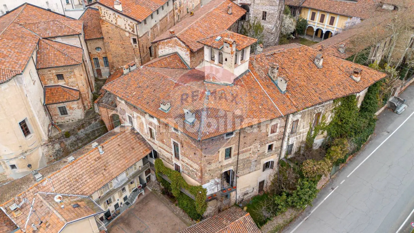 Palazzo - Edificio in Vendita - foto 2