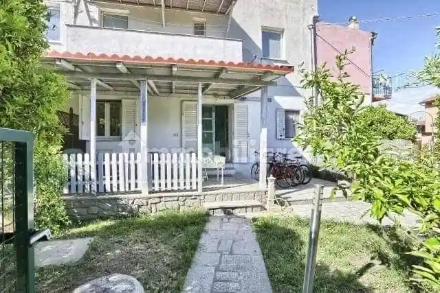 Appartamento in vendita a Campo nell'Elba