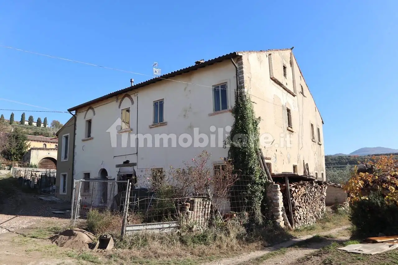 Rustico - Casale in vendita a Illasi