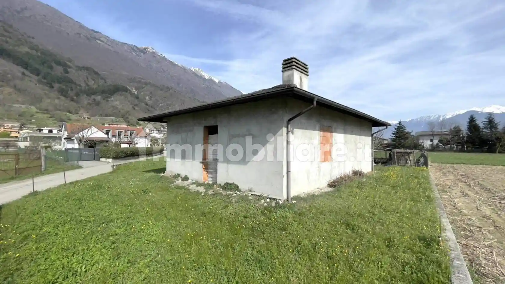 Villa in vendita a Dubino