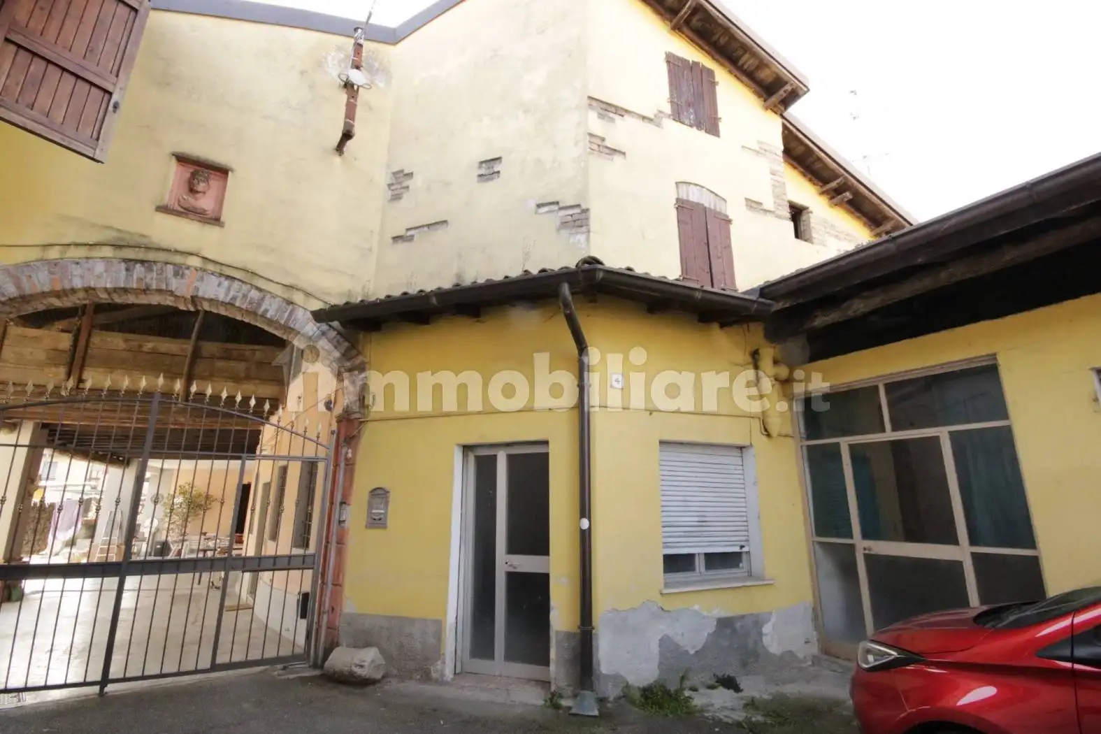 Rustico - Casale in vendita a Pianengo