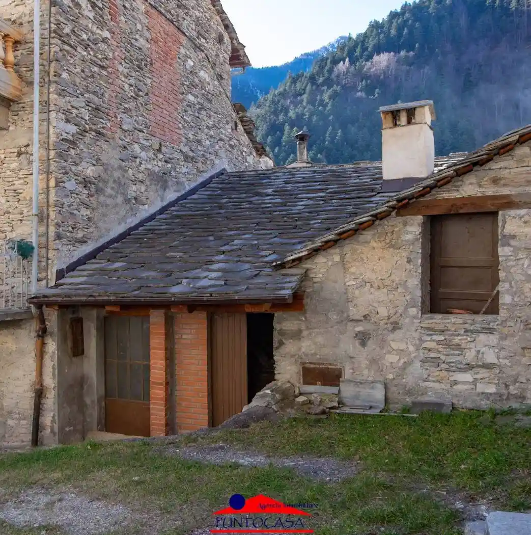 Rustico - Casale in vendita a Stroppo