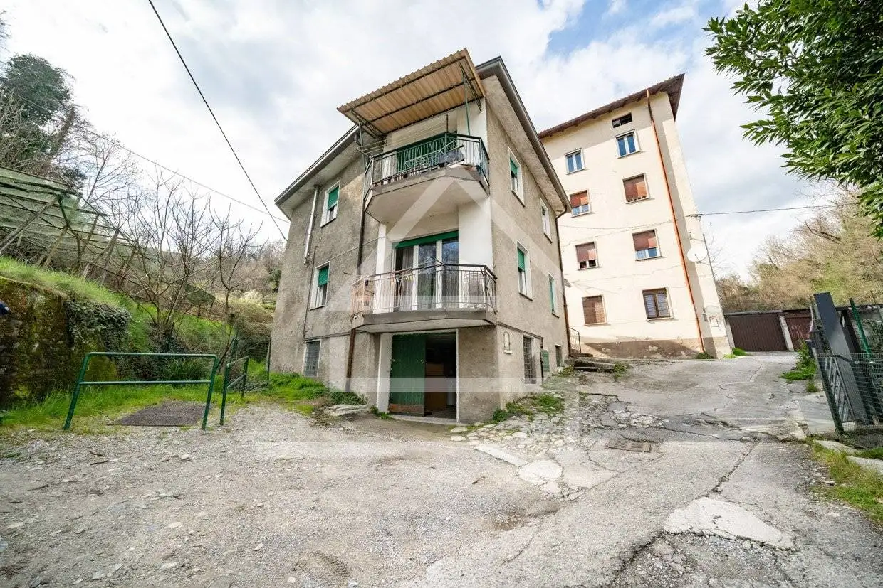 Villa in vendita a Garlate