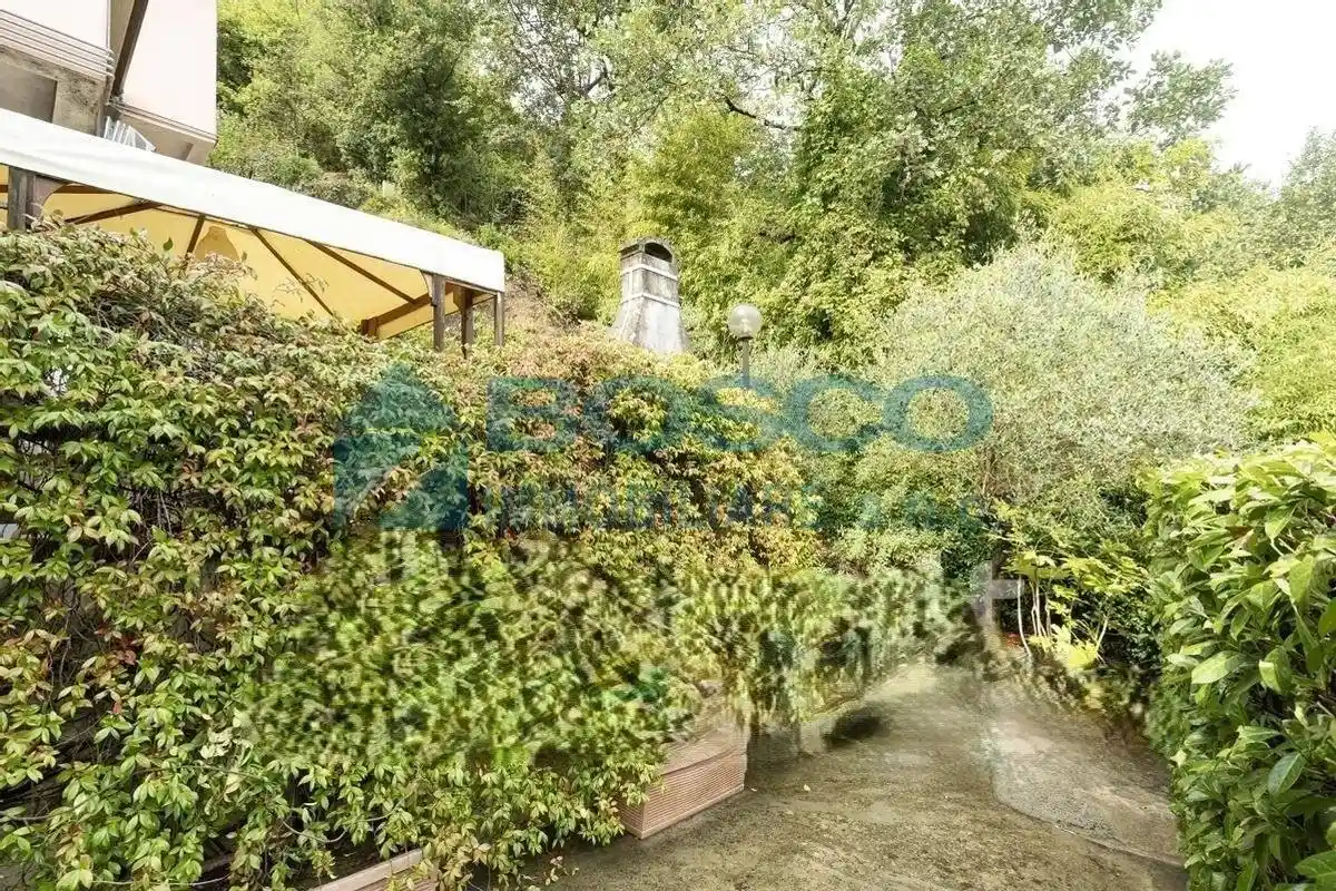 Villetta a schiera in vendita a Follo