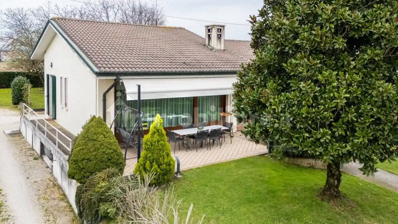 Villa in vendita a Arcole