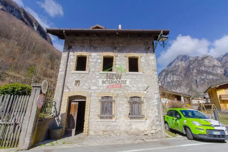 Rustico - Casale in vendita a Cimolais