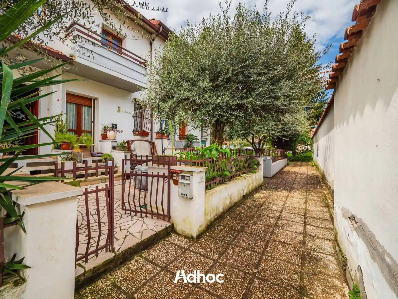 Casa indipendente in vendita a Fano